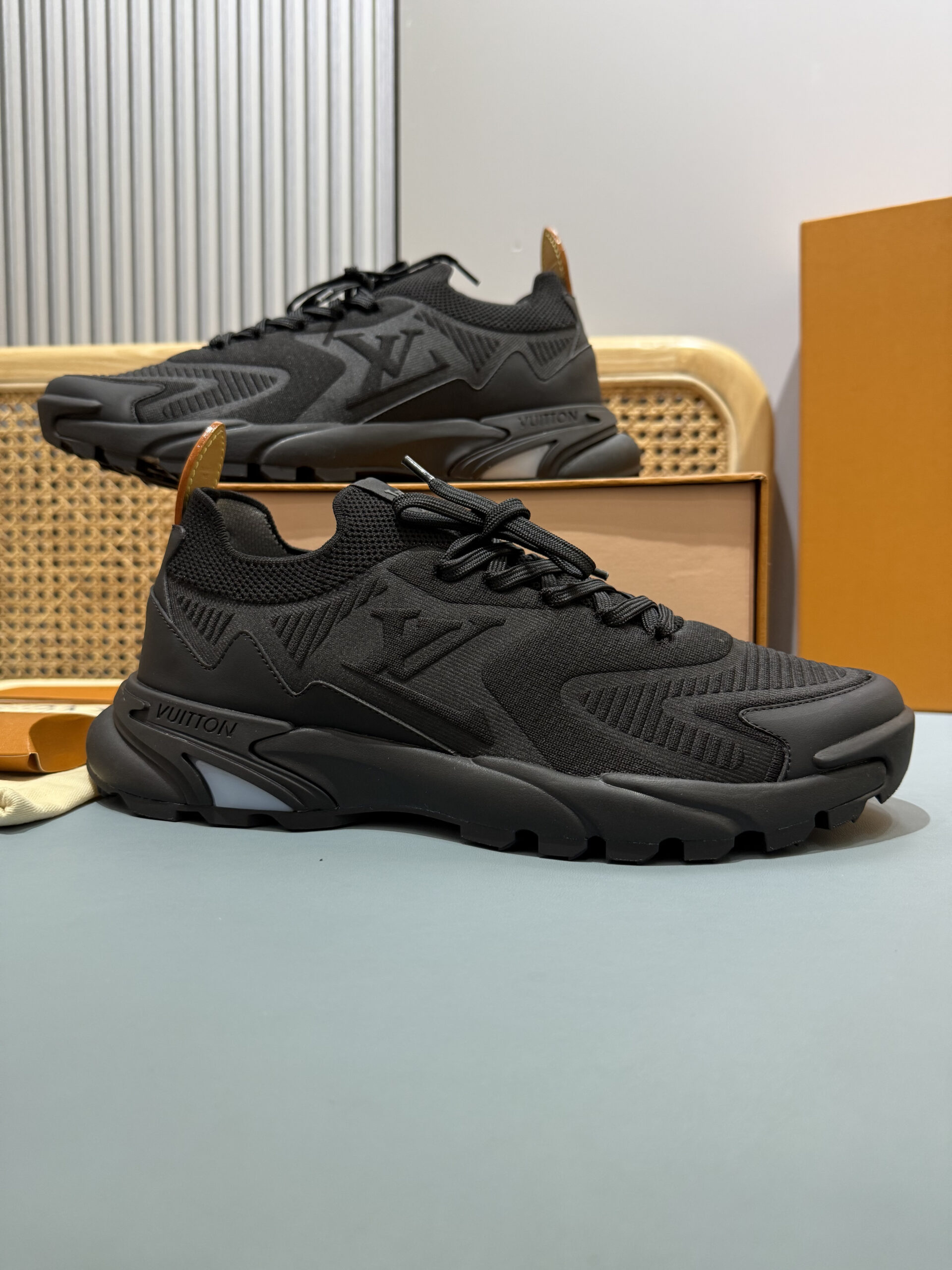 0_HDSavePhotos15-16-scaled-1.jpg Louis Vuitton Runner Tatic - Image 1