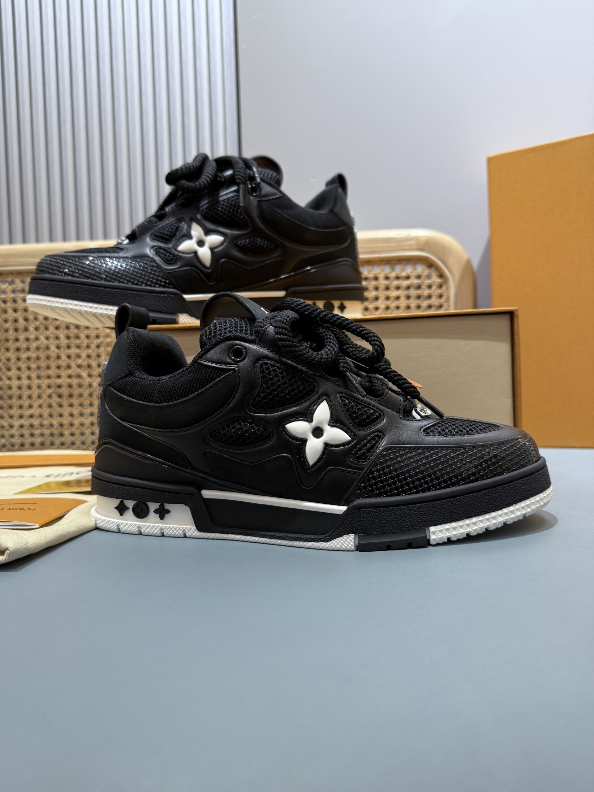 0_HDSavePhotos5-24-scaled-1.jpg Louis Vuitton Skate - Image 1