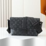 LV S-Cape Messenger