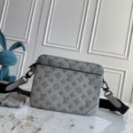 LV Trio Messenger