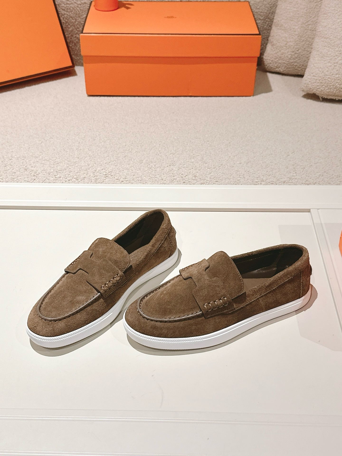 IMG_5870.jpeg Hermes Job - Image 1