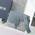 Dior Saddle Messenger